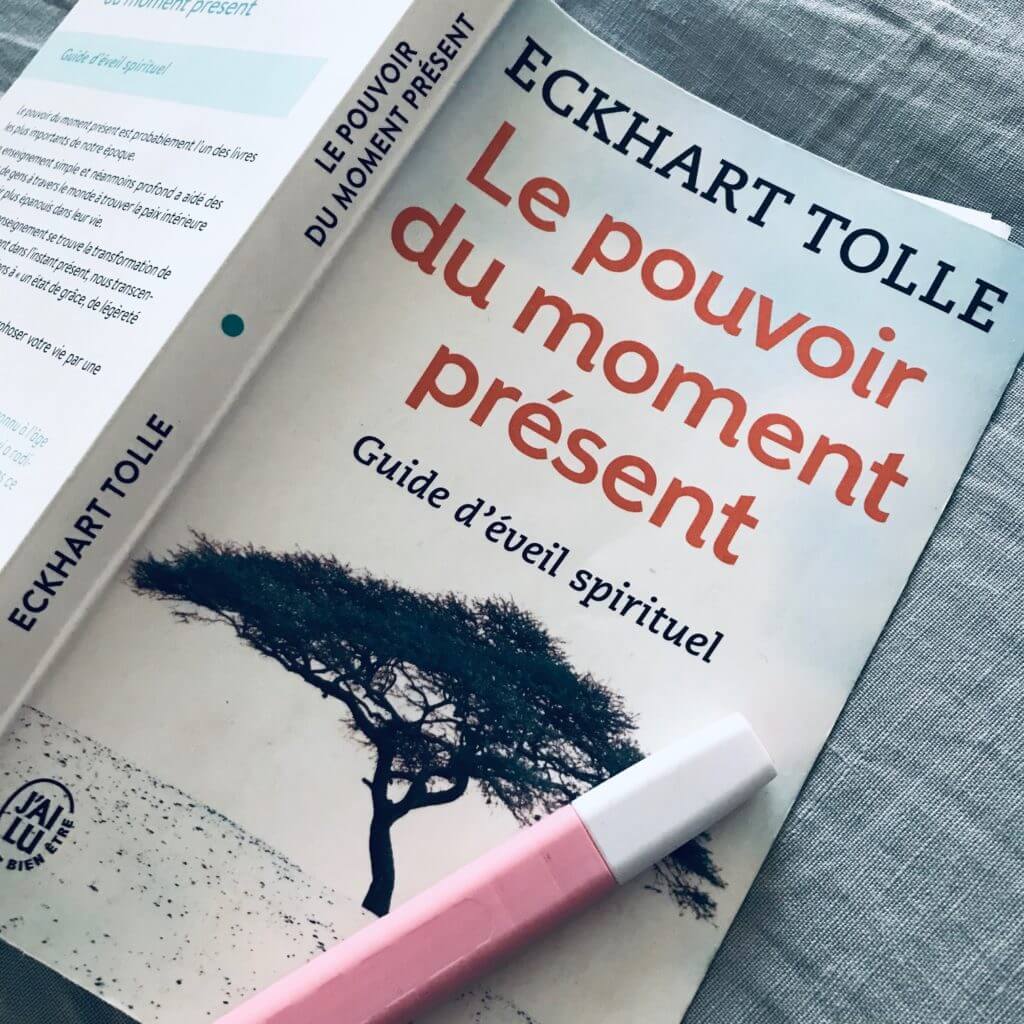 Les meilleurs extraits du livre culte Le pouvoir du moment présent